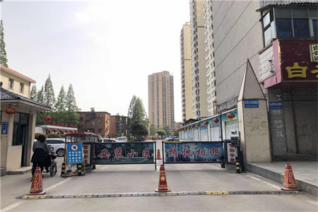 西外广泽·格凌西城3室2厅2卫73万131m2毛坯出售